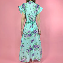 Load image into Gallery viewer, Mint Green 1940s Seersucker Hostess Gown w/ Purple Roses