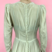 Load image into Gallery viewer, 1930s Pearl Embroidered Silk Velvet Gown