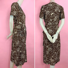Load image into Gallery viewer, 1940s Cold Rayon Dress With Daisies & Draped Peplum