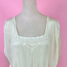 Load image into Gallery viewer, 1920s "Hentriette" Weber Paris Silk Nightgown w/ Embroidered Cherubs/Angels & Ribbon Bows