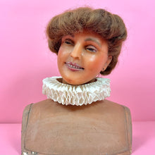 Load image into Gallery viewer, 17th Century Inspired Edwardian Starched White Linen Ruff