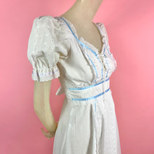 Load image into Gallery viewer, 1970s Gunne Sax Renaissance Style Lace Up Dress w/ Eyelet & Ribbons