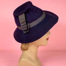 Load image into Gallery viewer, 1930s Jaunty Navy Blue Fur Felt Fedora