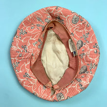 Load image into Gallery viewer, 1940s Seashell Novelty Print Tall Beret Hat w/ Original Ad
