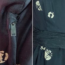 Load image into Gallery viewer, 1940s Printed Silk Dress With Sash