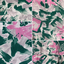 Load image into Gallery viewer, 1940s Cold Rayon Novelty Print Dress With Scarf Shoulder Ties