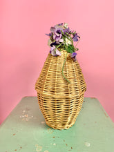 Load image into Gallery viewer, 1950s Wicker Basket Handbag With Velvet Violets
