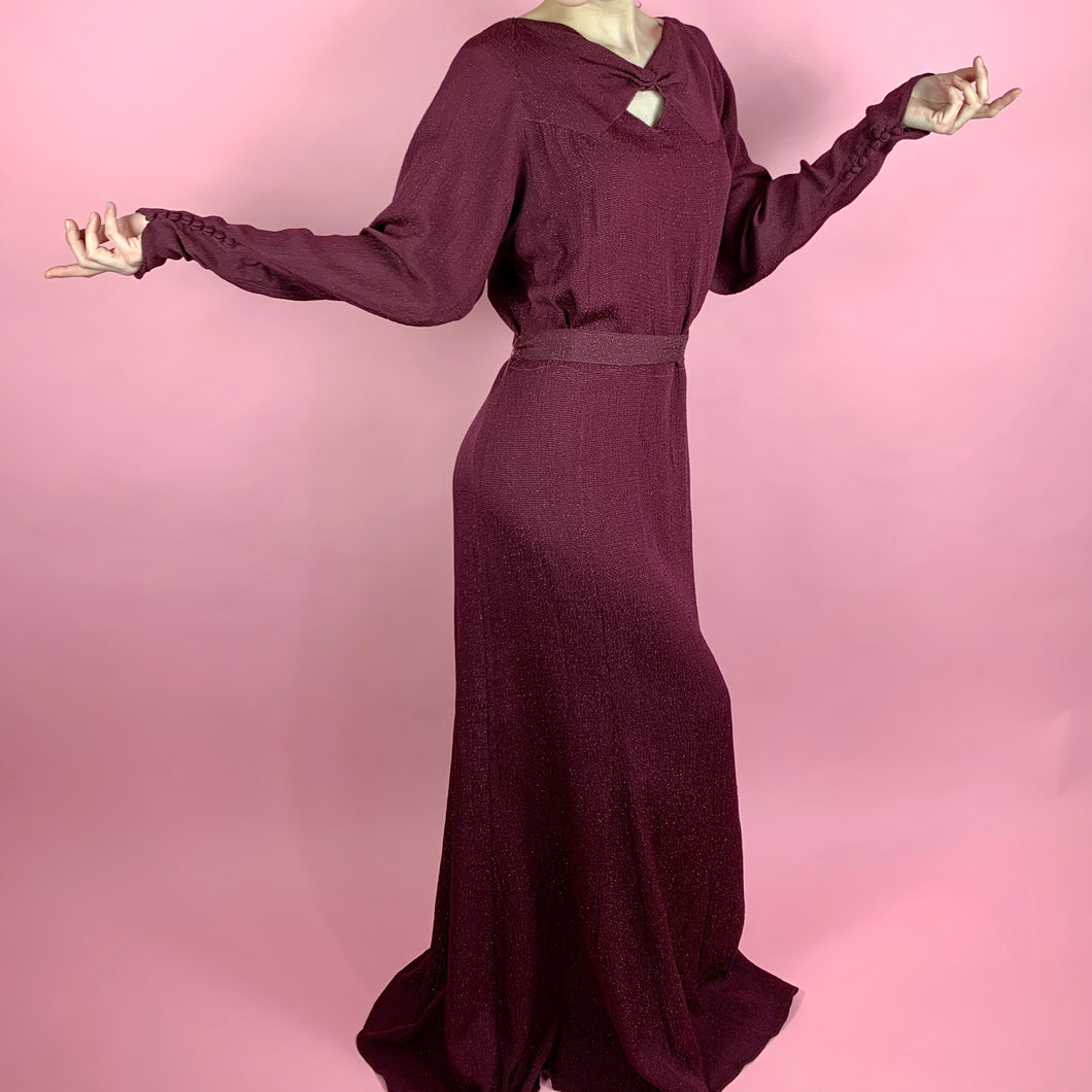 1930s Burgundy & Metallic Silk Crepe Gown With Keyhole