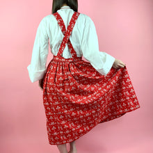 Load image into Gallery viewer, 1940s Folk Print Pinafore
