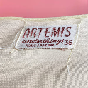 1940s "Artemis" Butter Yellow Rayon Lounge/Pajama Set w/ Embroidery