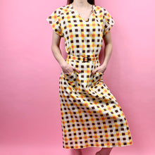 Load image into Gallery viewer, 1930s Autumnal Gingham Print Dress W/ Belt &amp; Triangular Pockets
