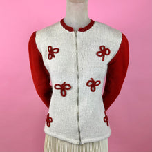 Load image into Gallery viewer, 1940s Red &amp; White Color Block Zip Up Sweater w/ Bows
