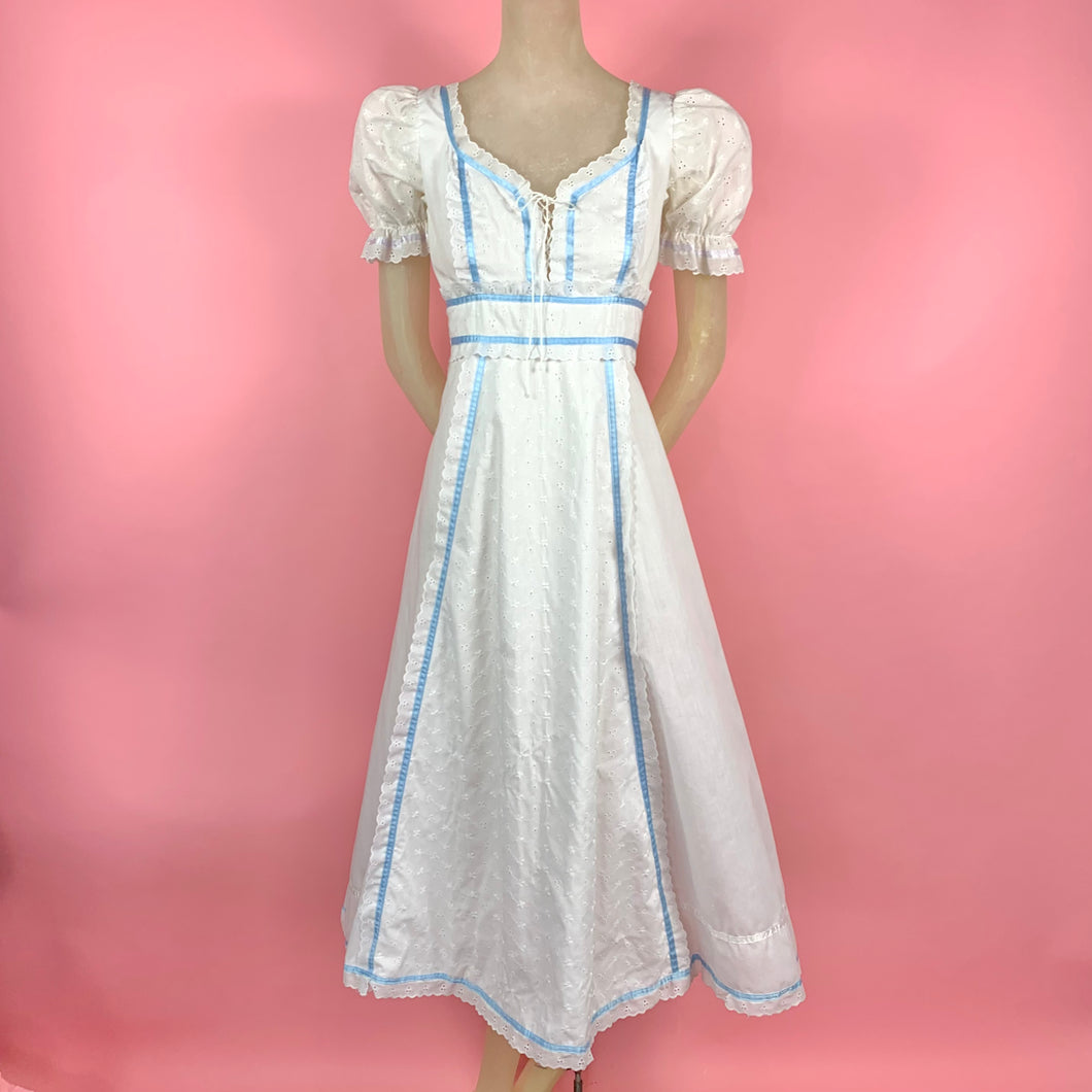 1970s Gunne Sax Renaissance Style Lace Up Dress w/ Eyelet & Ribbons