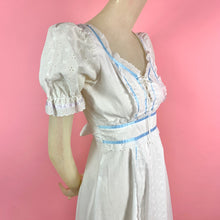 Load image into Gallery viewer, 1970s Gunne Sax Renaissance Style Lace Up Dress w/ Eyelet &amp; Ribbons
