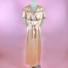 Load image into Gallery viewer, 1930s Deadstock NRA Label Peach Silk Robe w/ Tiered Cape Sleeves
