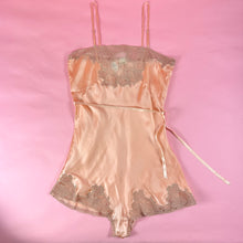 Load image into Gallery viewer, 1930s Deadstock NRA Label Peach Silk Satin Step-In w/ Sheer Striped Floral Lace Inserts
