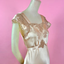 Load image into Gallery viewer, 1930s Peach Silk Charmeuse Slip Dress w/ Intricate Lace on Pink Net Inserts
