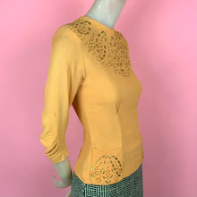 Load image into Gallery viewer, 1940s Mustard Rayon Crepe Leaf Studded Blouse
