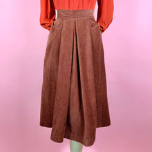 Load image into Gallery viewer, 1940s Cinnamon Corduroy Pleat Skirt
