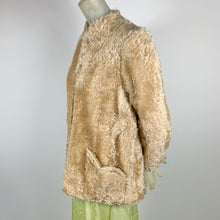 Load image into Gallery viewer, 1940s Blonde Mohair Faux Fur Box Coat kit
