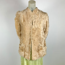 Load image into Gallery viewer, 1940s Blonde Mohair Faux Fur Box Coat kit
