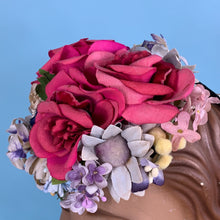 Load image into Gallery viewer, Late 1930s/Early 1940s Perch Hat Piled With Flowers
