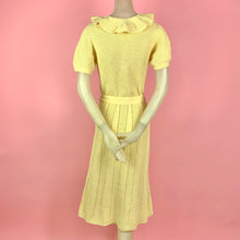 Load image into Gallery viewer, 1930s Butter Yellow Crochet Dress w/ Wooden Flower Buttons
