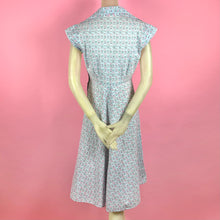 Load image into Gallery viewer, 1940s Little Bo Peep &amp; Sheep Novelty Print Dress
