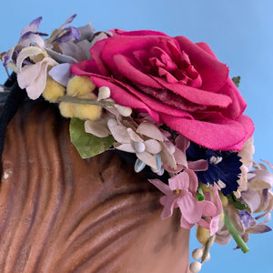 Late 1930s/Early 1940s Perch Hat Piled With Flowers